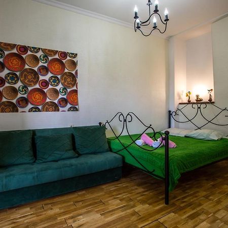 Downtown Apartment Near Sulfur Baths تبليسي المظهر الخارجي الصورة